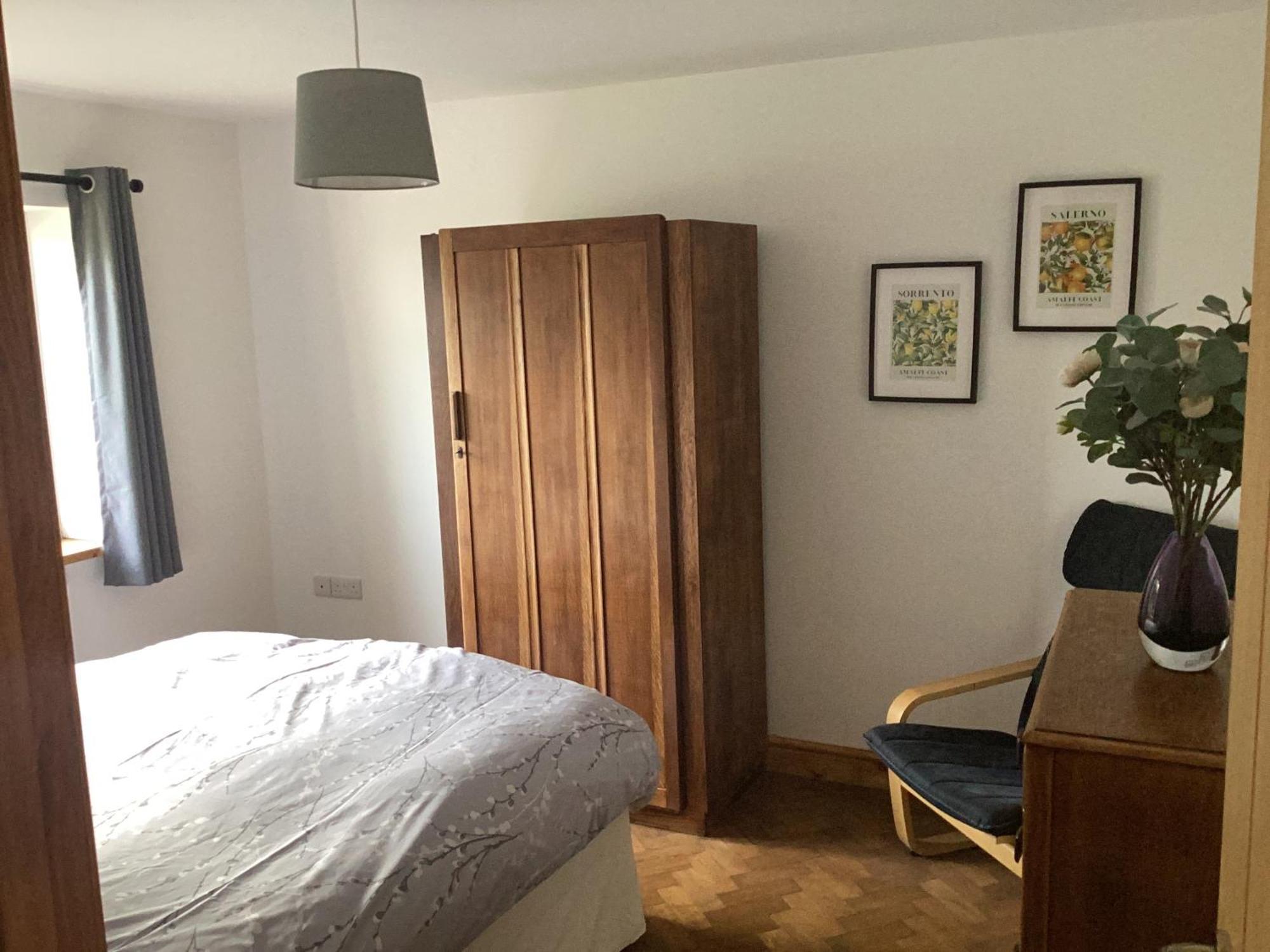 3 Bedroom Bungalow In Llanrhaeadr Ym 奥斯威斯 外观 照片